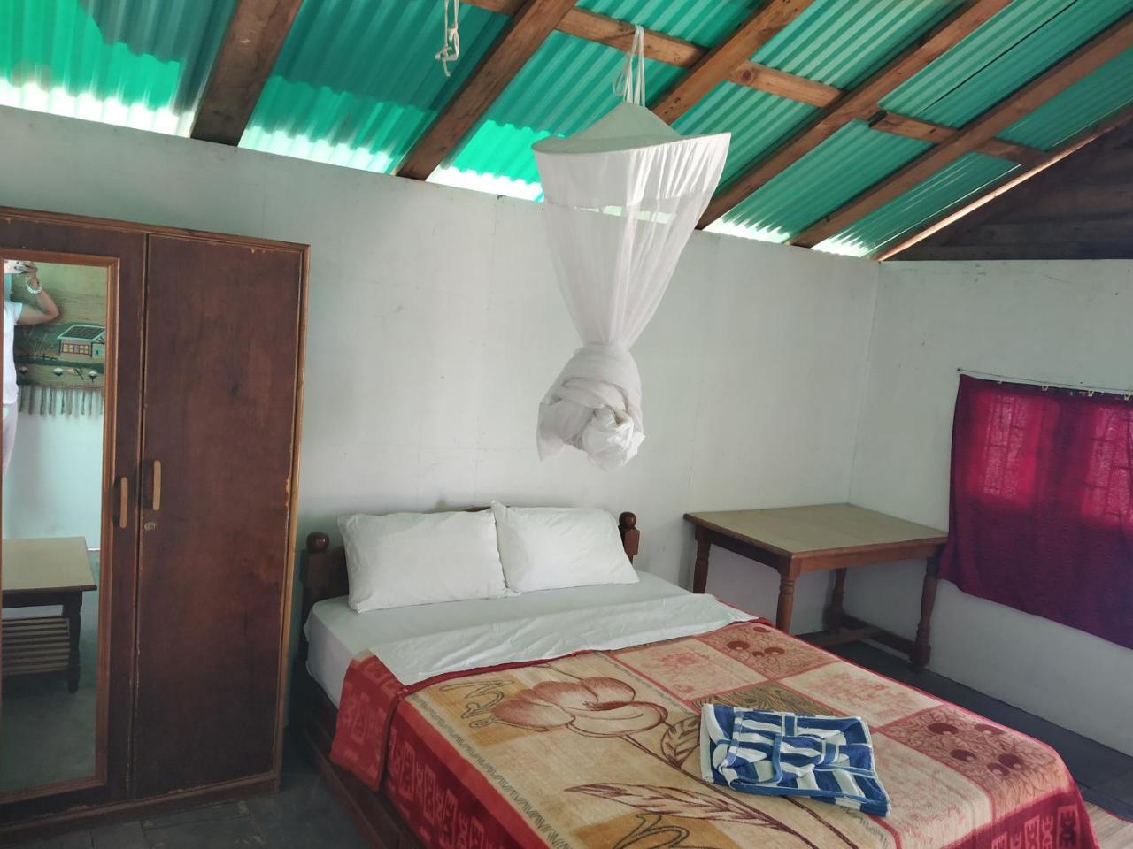 Saxony Huts Hotell Agonda Exteriör bild